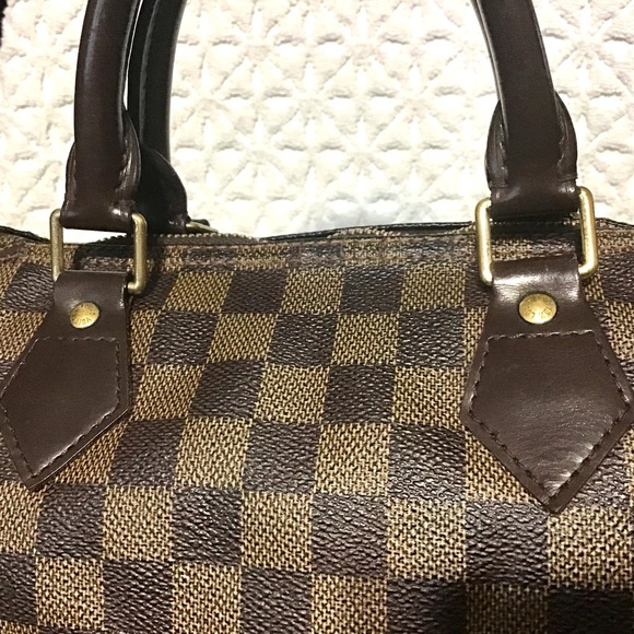 Louis Vuitton Damier Speedy 35 Bag - Picture 6 of 16
